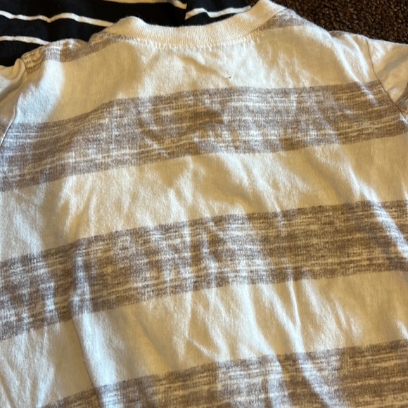 Toddler boy tshirt bundle - 4T - Picture 8 of 11